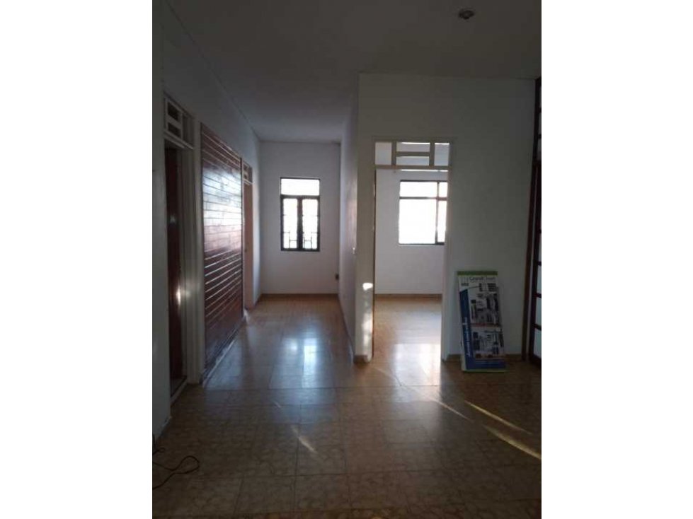 Vendo casa en el sur de cali barrio prados de oriente — foto 2