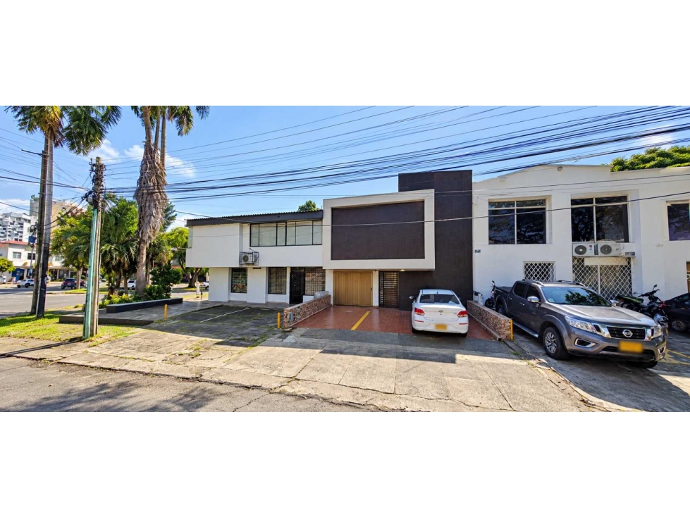 Vendo casa en el norte de cali barrio versalles 2 pisos area lote 206m - 1