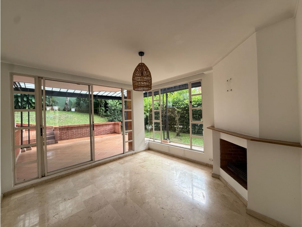Vendo casa en el Poblado, La Concha — foto 2