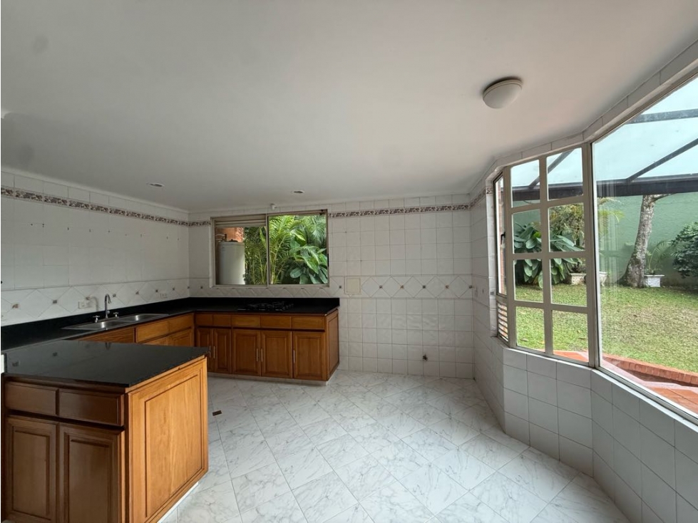 Vendo casa en el Poblado, La Concha — foto 3