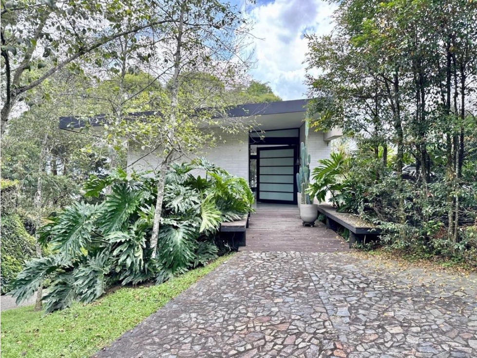Vendo casa en el Poblado, la Calera
