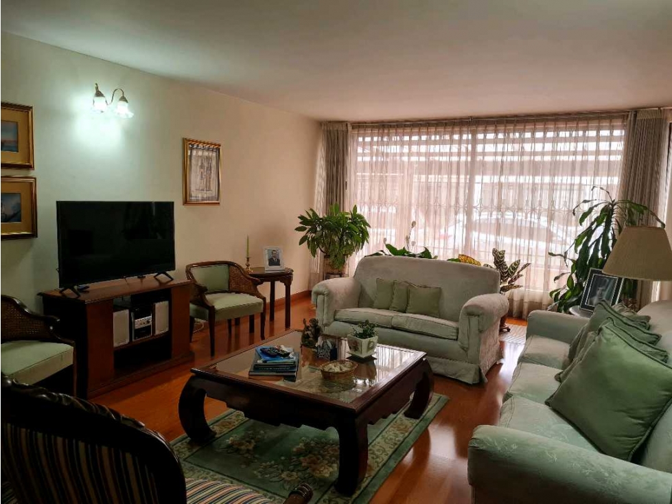 VENDO CASA EN QUIRINAL