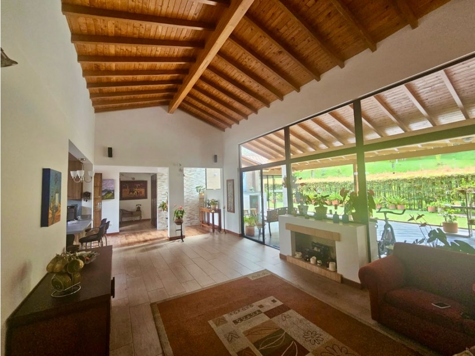 Vendo casa en el retiro un solo nivel