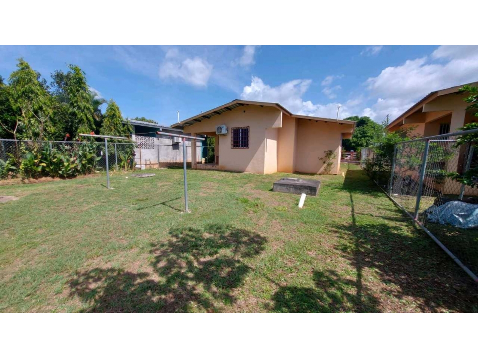 Copia de SE VENDE CASA EN EL ROBLE AGUADULCE - 2