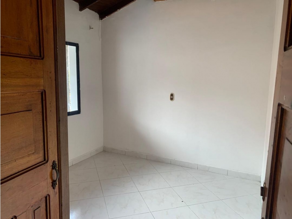 Vendo casa en El Salvador cerca a todo — foto 3