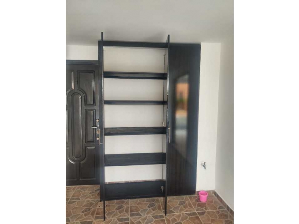 Vendo casa en el sur de cali barrio valle lili unidad cerrada — foto 5