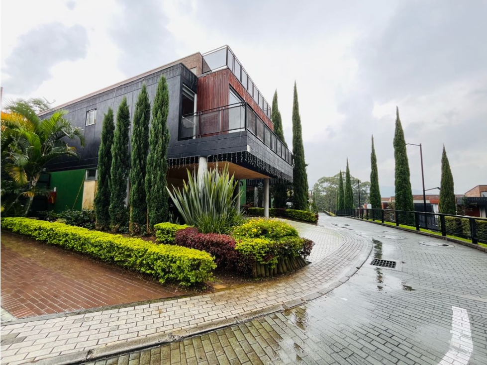 Vendo casa en Envigado