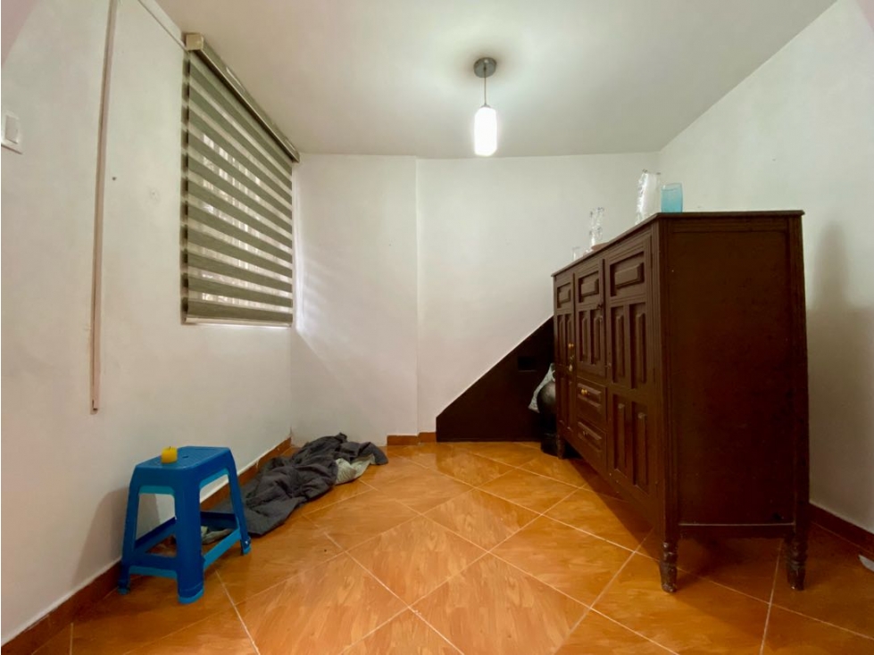 VENDO CASA EN ENVIGADO - BARRIÓ MESA PRIMER PISO — foto 2
