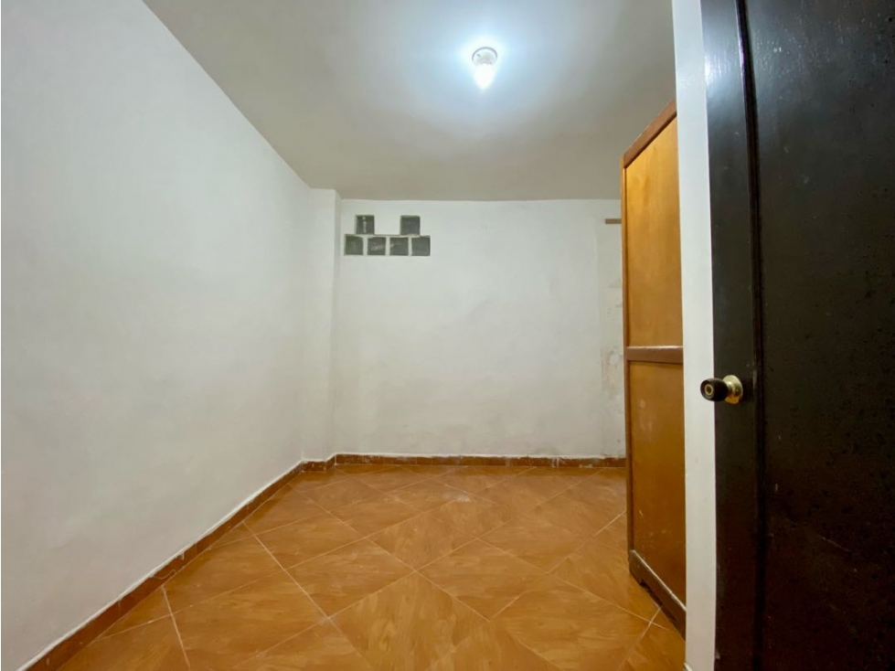 VENDO CASA EN ENVIGADO - BARRIÓ MESA PRIMER PISO — foto 6