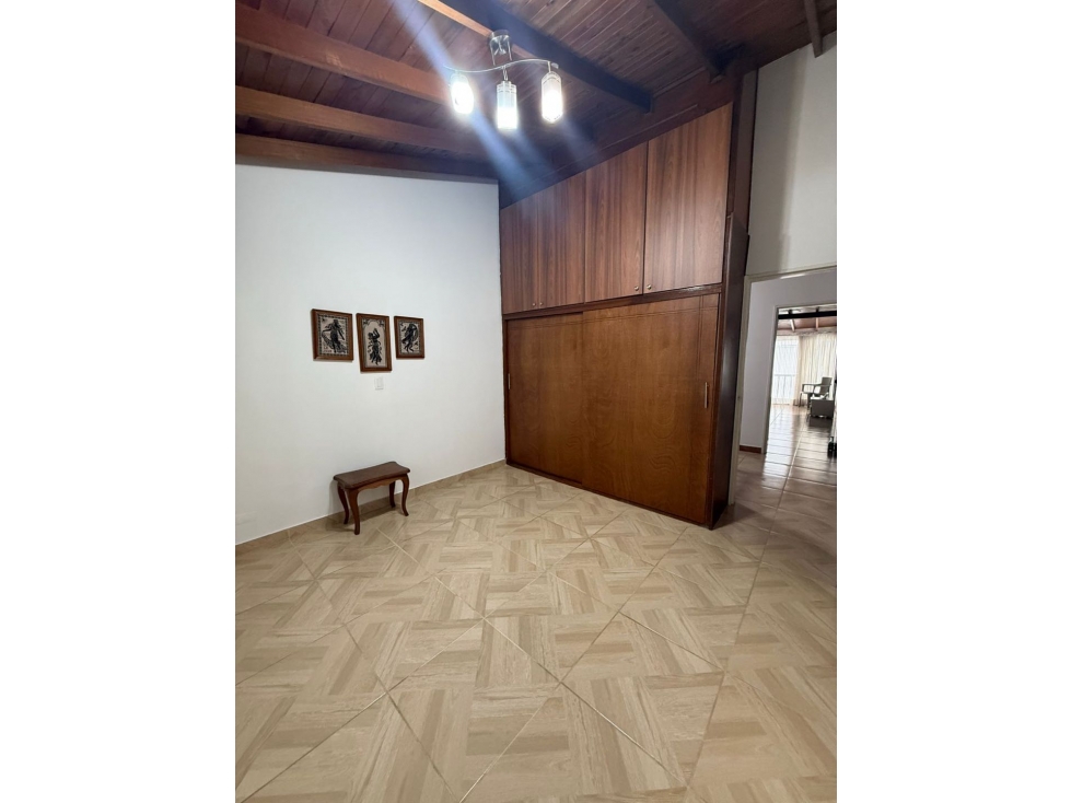 VENDO CASA EN ENVIGADO. BARRIO ALCALÁ, PARTE PLANA, BIEN UBICADA. — foto 5