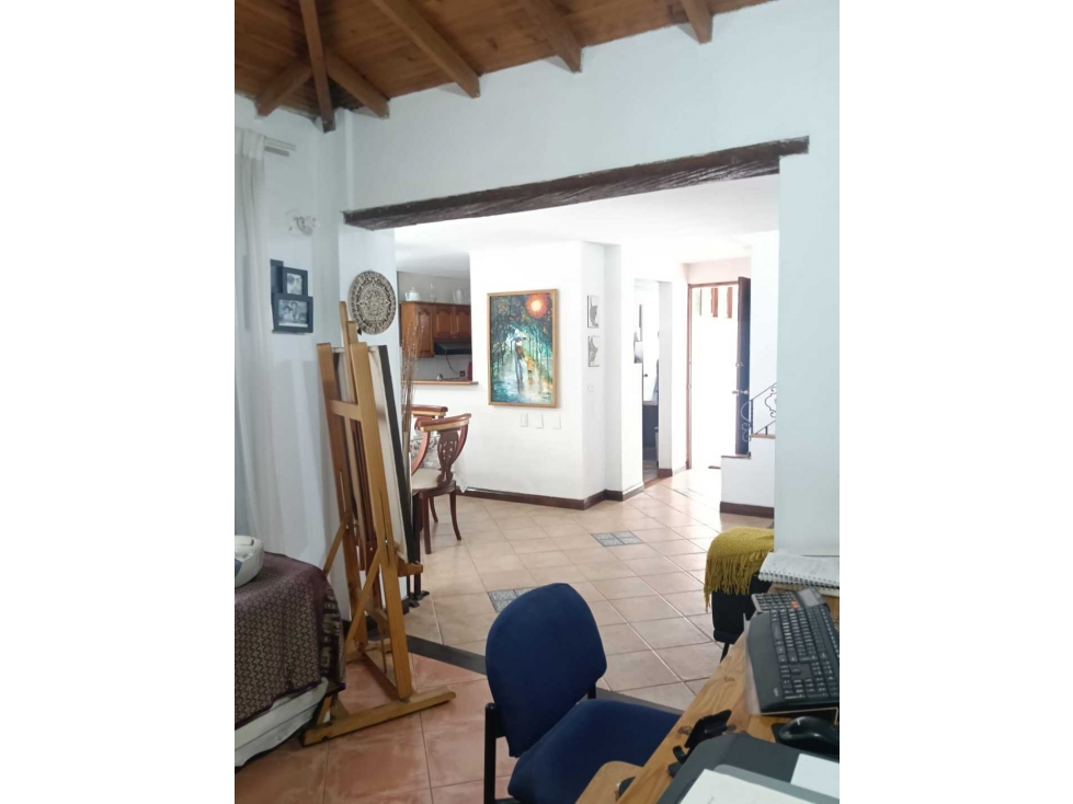 Vendo casa en Envigado cerca a city plaza — foto 4