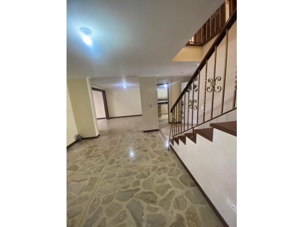 VENDO CASA EN ENVIGADO. LOMA EL ESCOBERO AL LADO DEL CC CITY PLAZA — foto 6