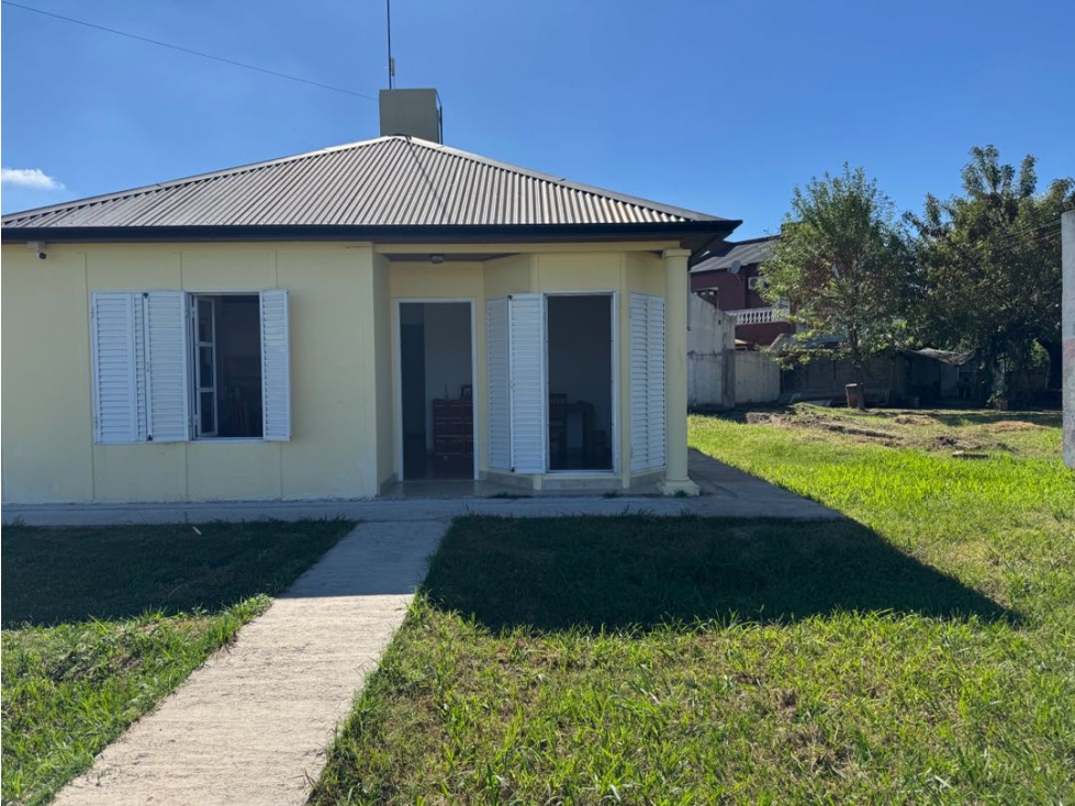 Vendo Casa en Frente a la Plaza de Pronunciamiento, Entre Ríos. — foto 2
