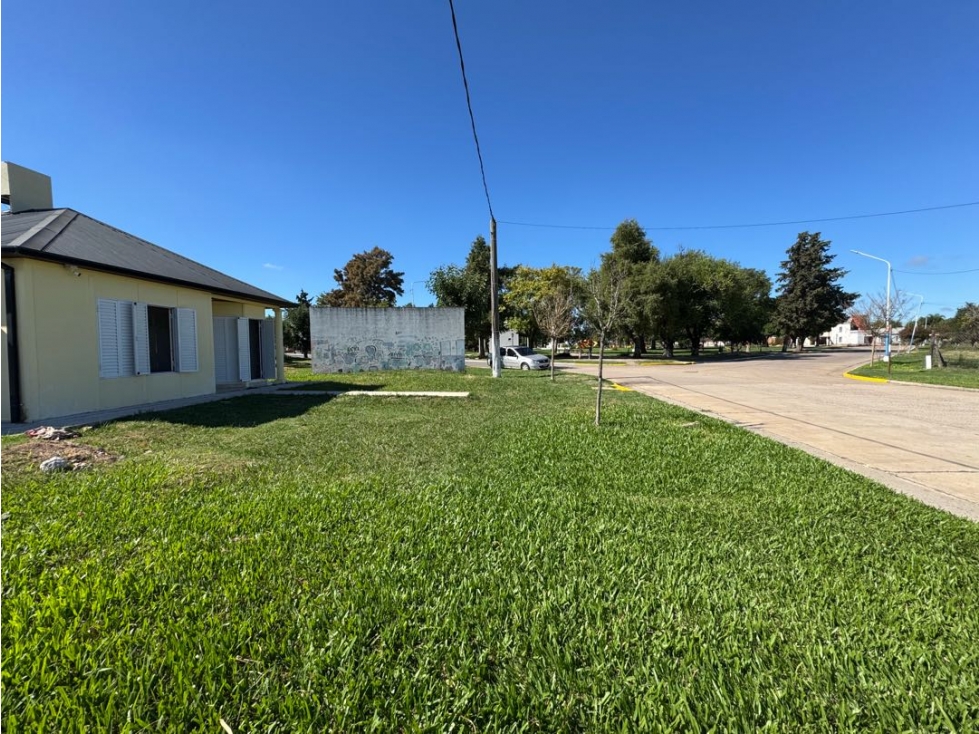 Vendo Casa en Frente a la Plaza de Pronunciamiento, Entre Ríos. — foto 4