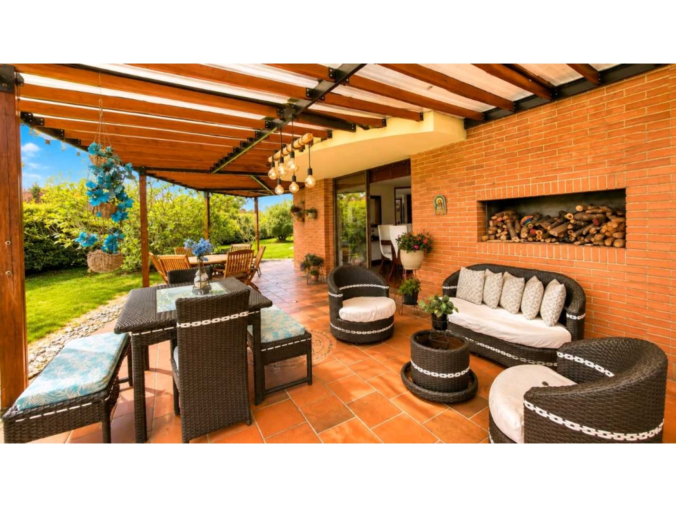 VENDO RENTO CASA EN GUAYMARAL 331M2 4HAB ESTUDIO CBS
