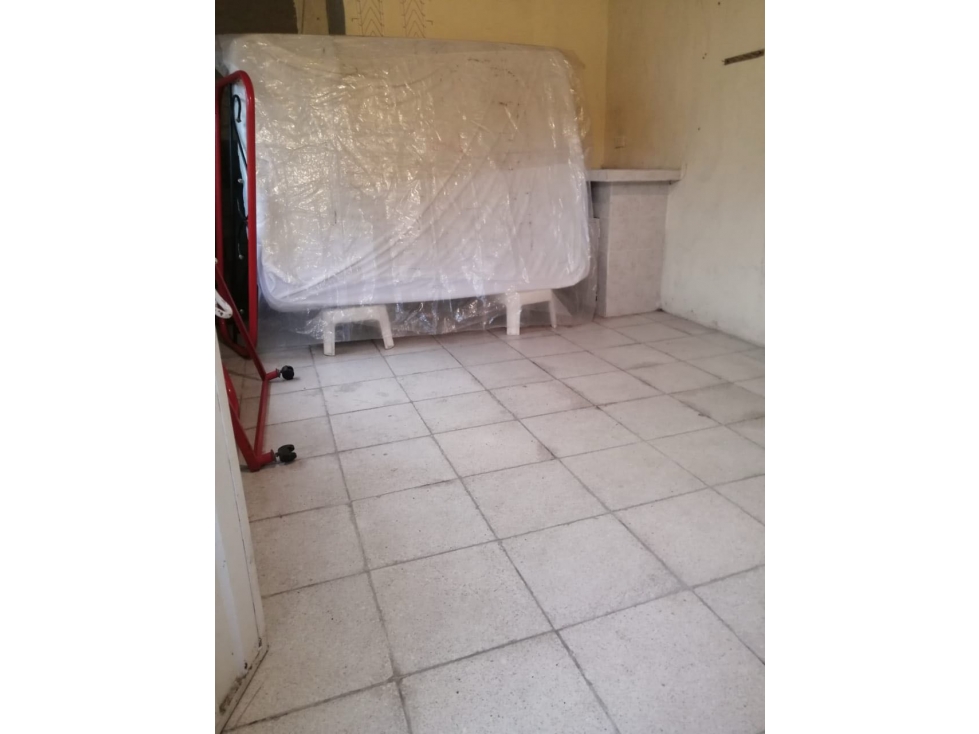 Vendo casa en Honda/b. Versalles-lote:347Ms-147Ms const.servicios-YG - 5