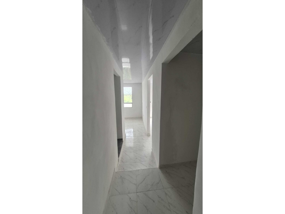 Vendo casa en jamundi barrio eden del parque 3 pisos independiente — foto 2
