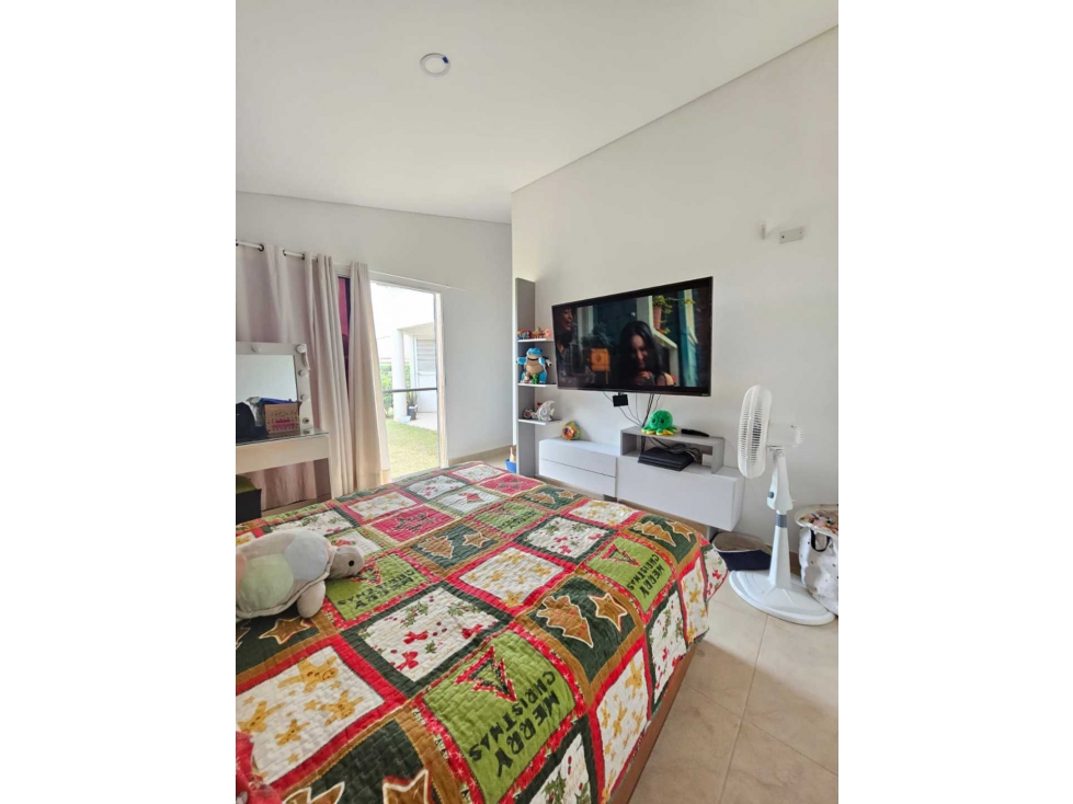 Vendo casa en jamundi sector de la morada un piso 370 m² — foto 2