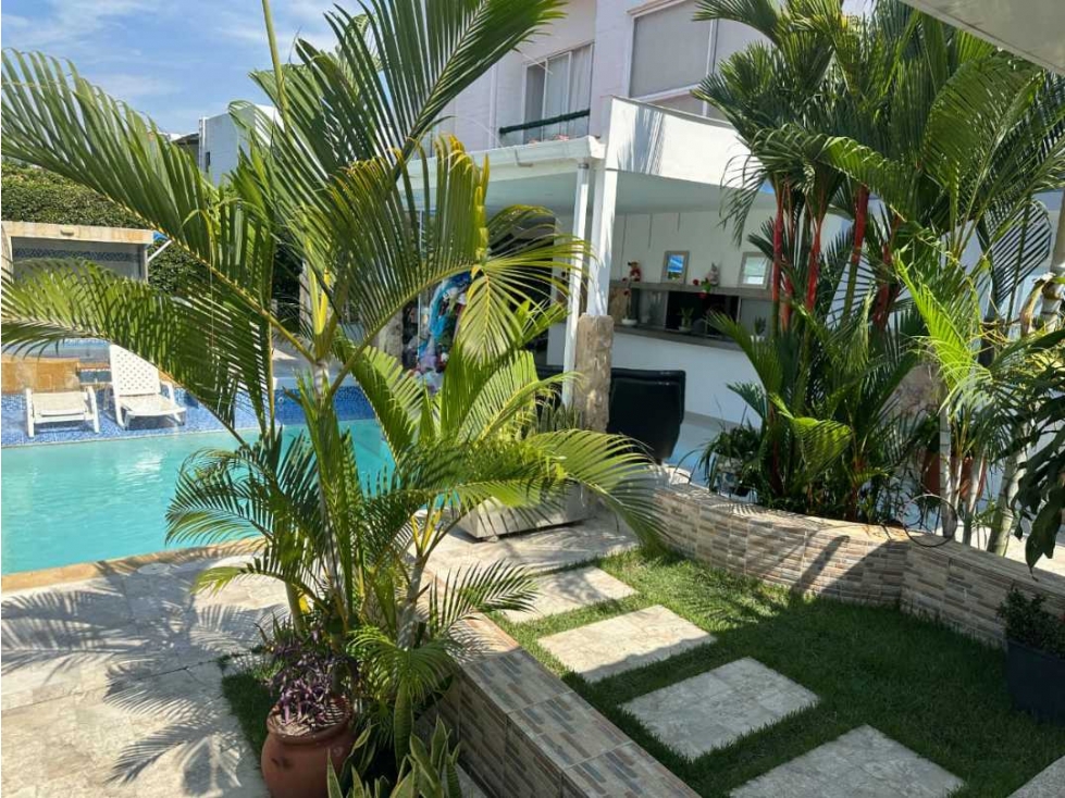 Vendo casa en jamundi zona la morada area del lote 1227 m²