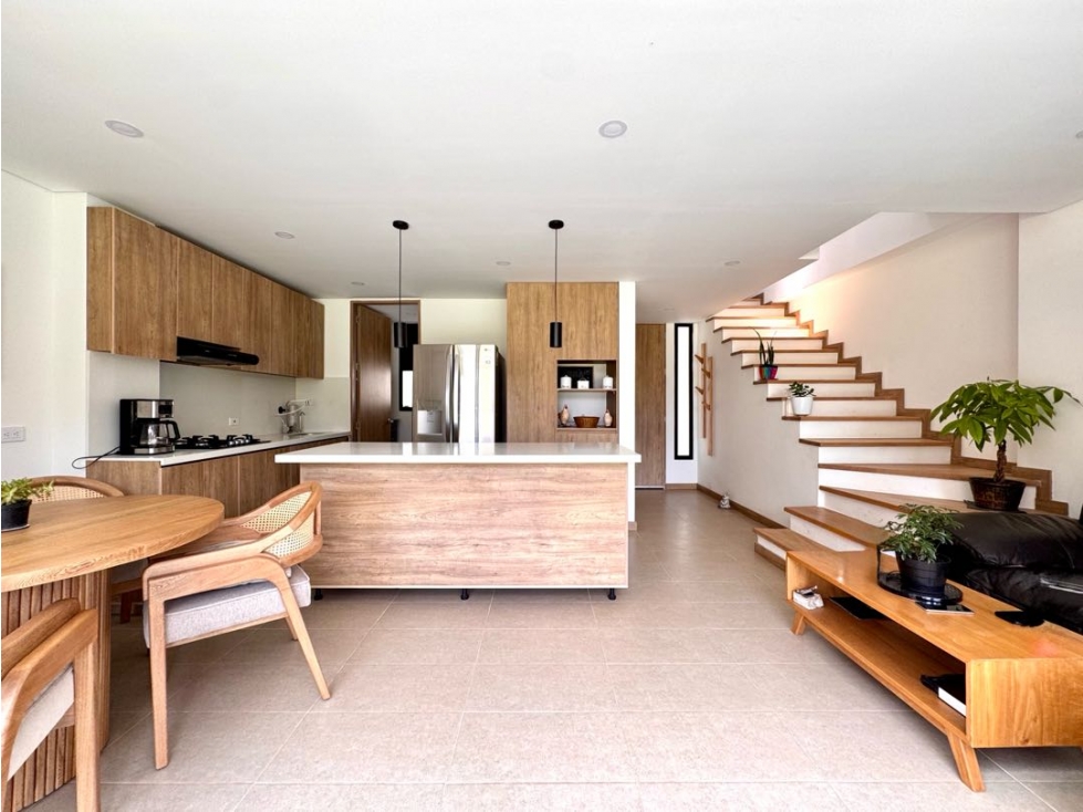 Vendo casa en La Argentina, El Retiro Antioquia