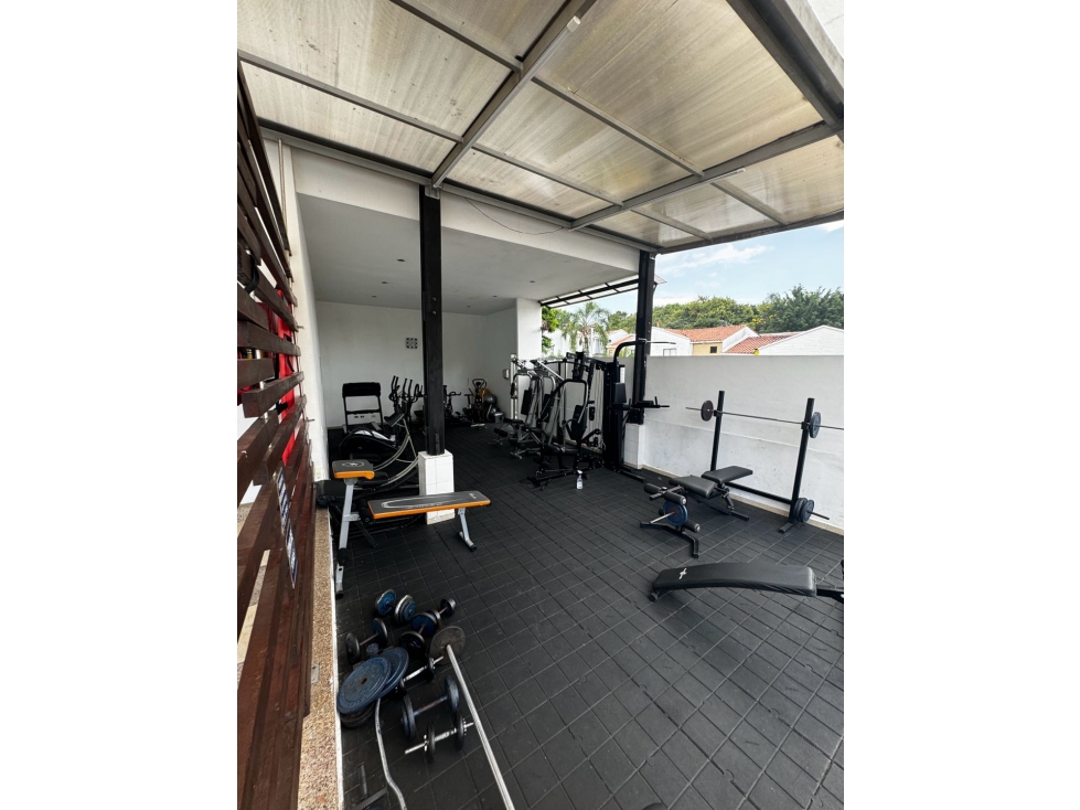 VENDO CASA EN LA AVENIDA SUR PEREIRA — foto 2