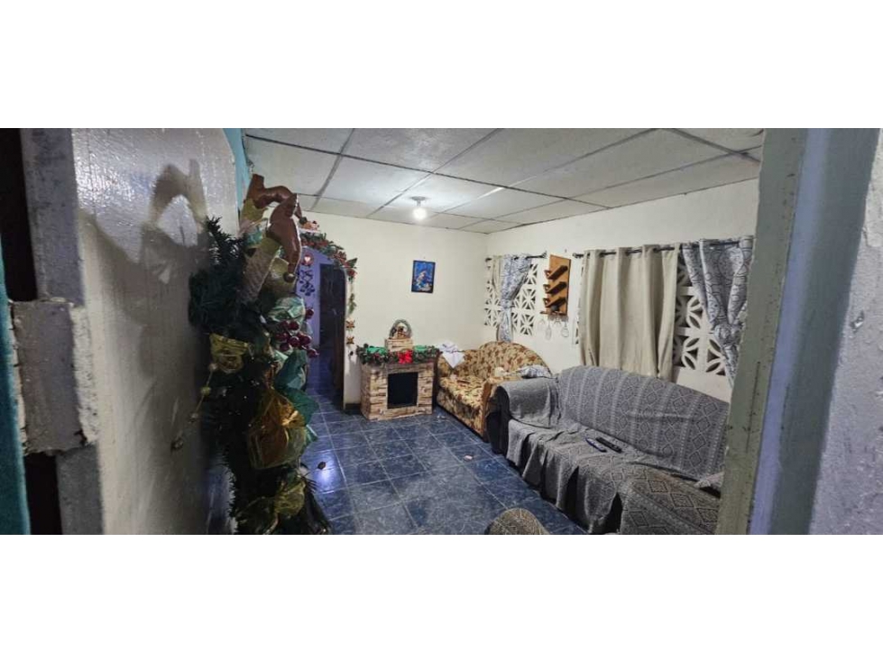 VENDO CASA EN LA BARRIADA SAN JOSE - 3