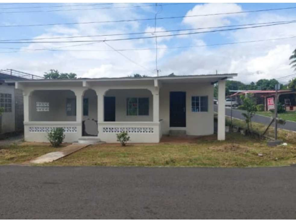 VENDO CASA EN LA CHORRERA BARRIO BALBOA 3R - 1