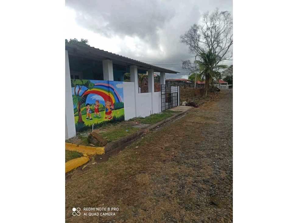 VENDO CASA EN LA CHORRERA BARRIADA MARIA LETICIA 4R (DMFS) - 2