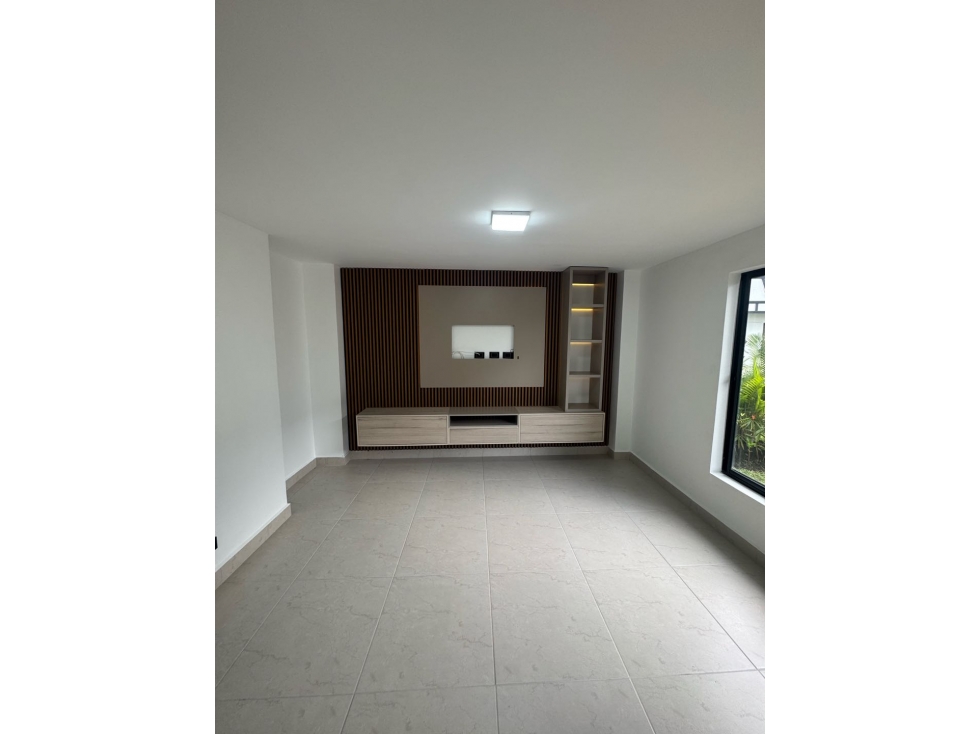 VENDO CASA EN LA CIRCUNVALAR PEREIRA — foto 3