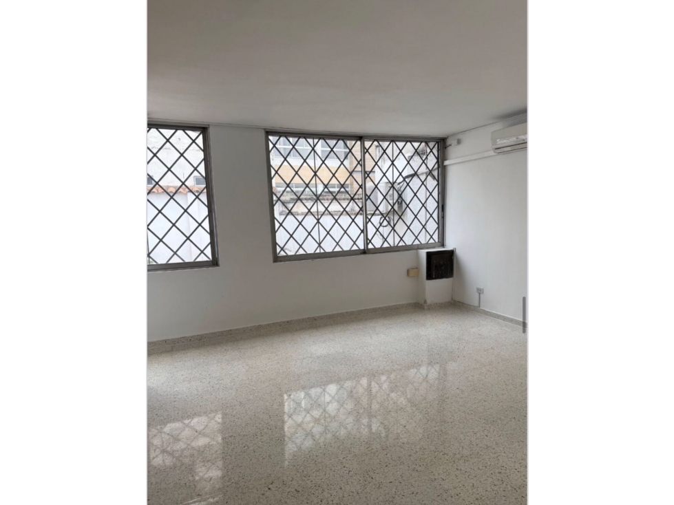 Vendo casa en la Flora