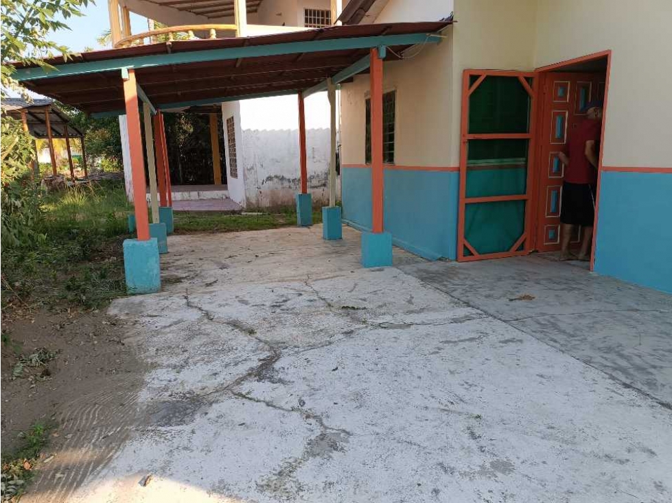 VENDO CASA EN LA PLAYA DE MOÑITOS PRECIO DE OPORTUNIDAD PARA INVERSIÓN - 2