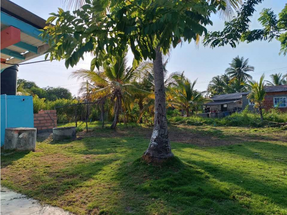 VENDO CASA EN LA PLAYA DE MOÑITOS PRECIO DE OPORTUNIDAD PARA INVERSIÓN - 5