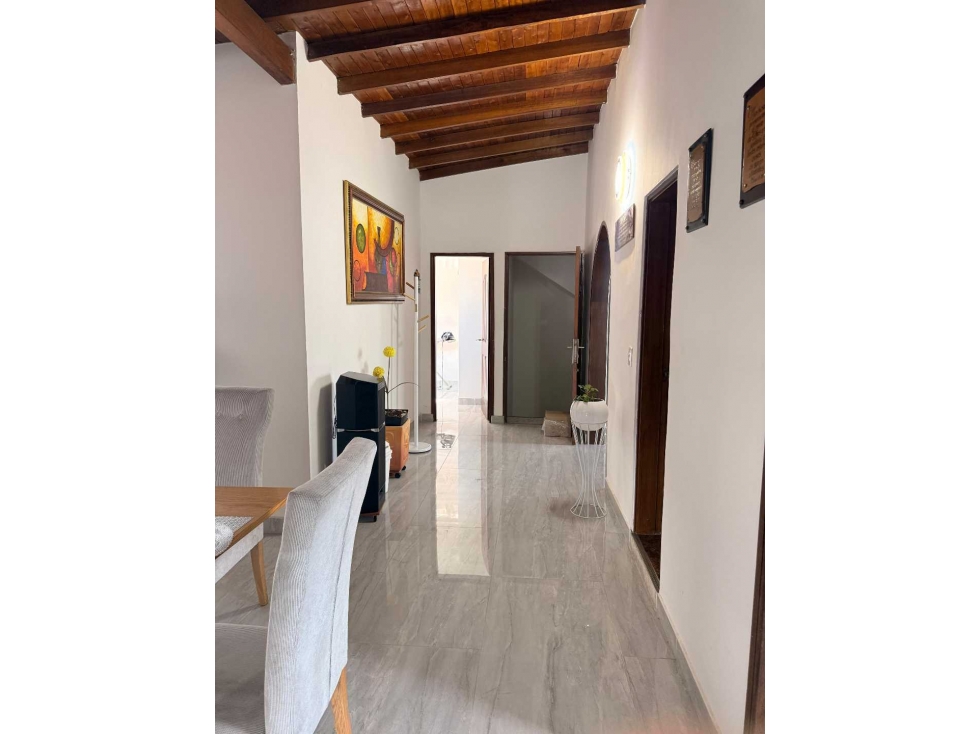 VENDO CASA EN LAURELES TERCER PISO IDEAL PARA RENTAS — foto 6