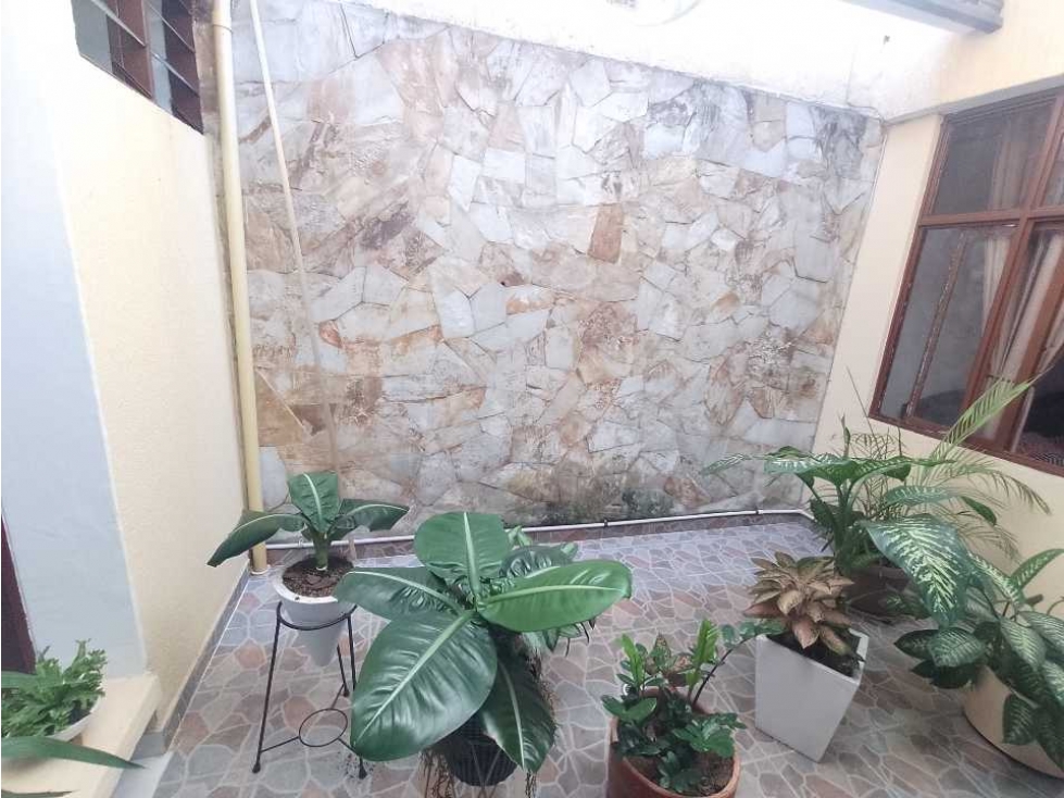VENTA CASA EN CALI BARRIO LOS CAMBULOS — foto 6