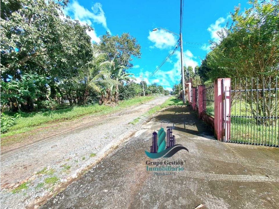 VENDO CASA TRES HABITACIONES Y EN LOTE DE MIL METROS BUGABA - 5