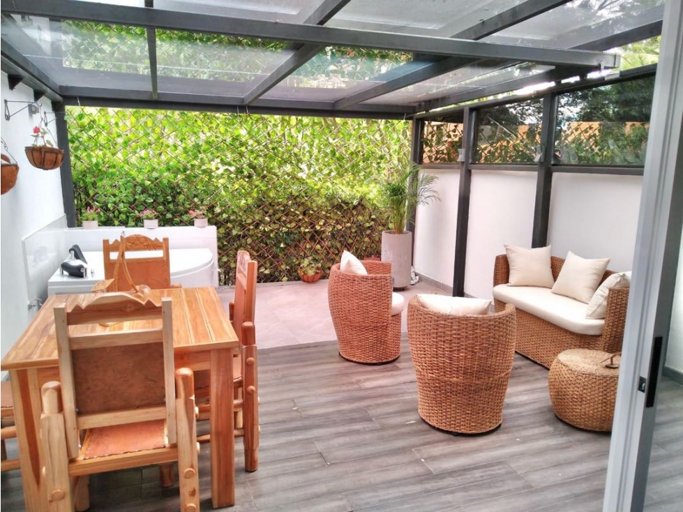 Vendo casa en Medellín- sector La Frontera
