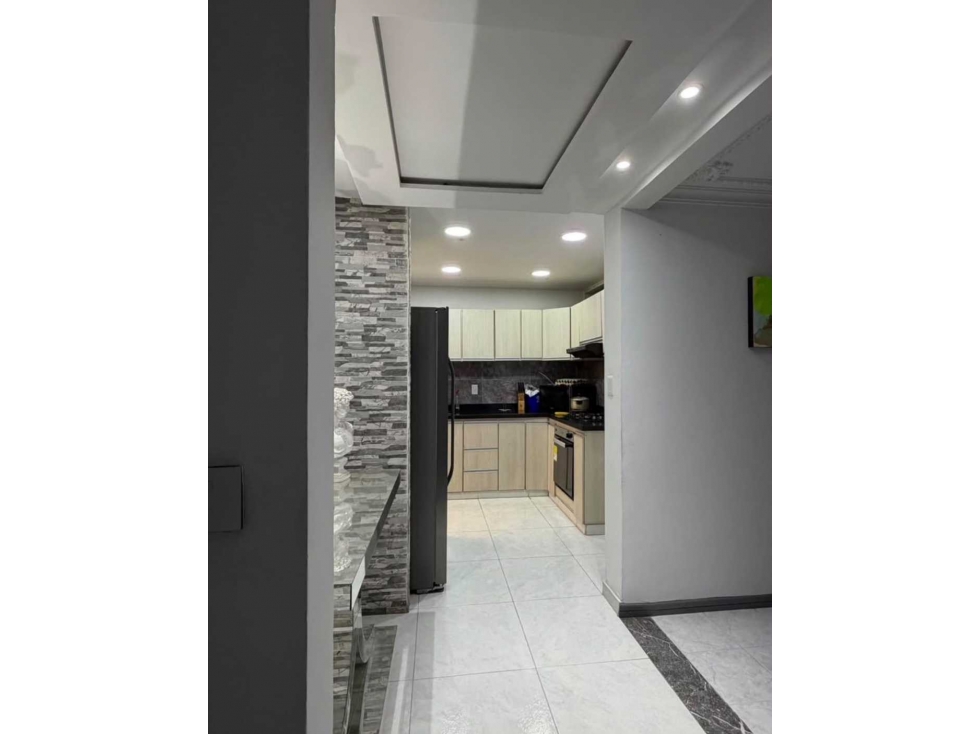Vendo casa en norte de cali barrio la flora condominio 210 m2 — foto 5