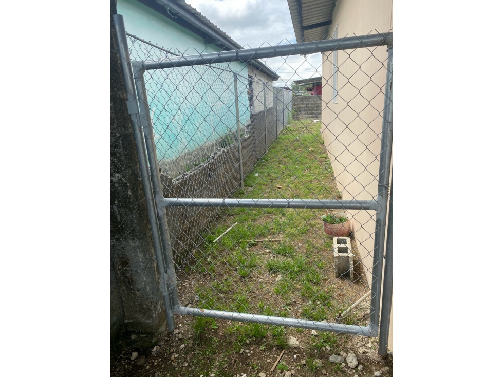 Se Vende Casa Completamente Cercada en Nuevo Tocumen — foto 3