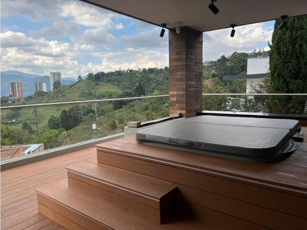 VENDO CASA EN PARCELACIÓN ALTOS DE LAS BRISAS EN SABANETA — foto 3