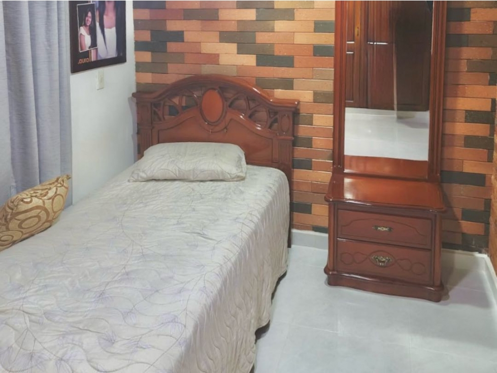 VENDO CASA EN PISO Y MEDIO EN NIQUIA, UNIDAD EL CARMEL — foto 3
