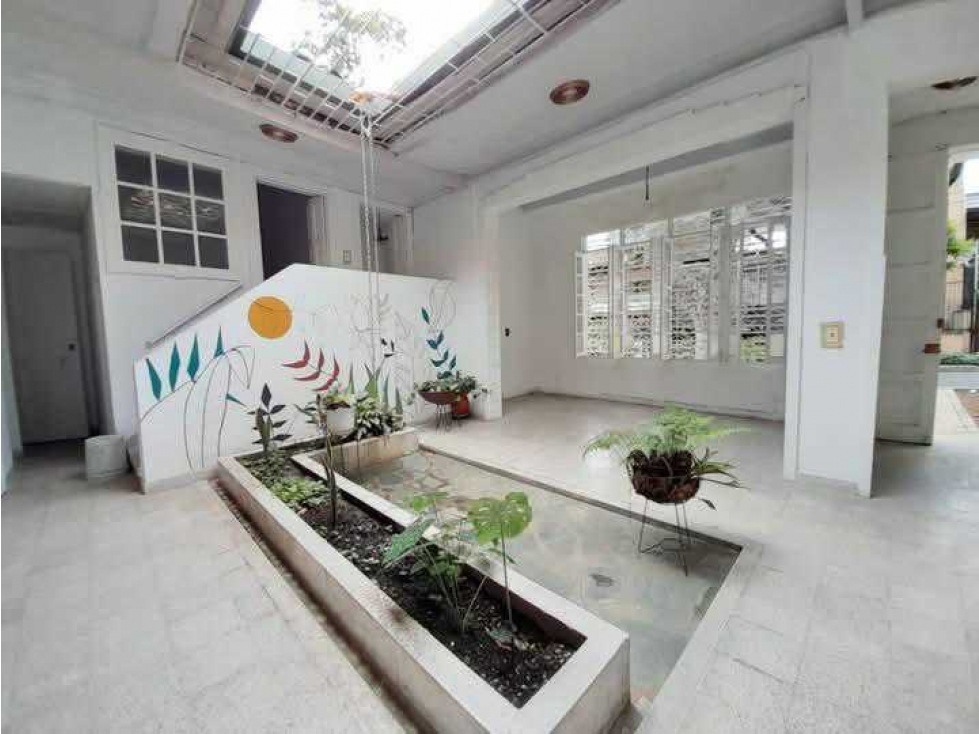 VENDO CASA EN PRADO CENTRO IDEAL PARA CENTROS CULTURALES O VIVIENDA