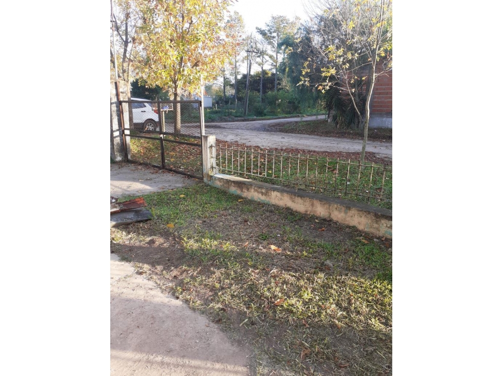 Vendo Casa a Reciclar en Concepción del Uruguay, Entre Ríos - 2