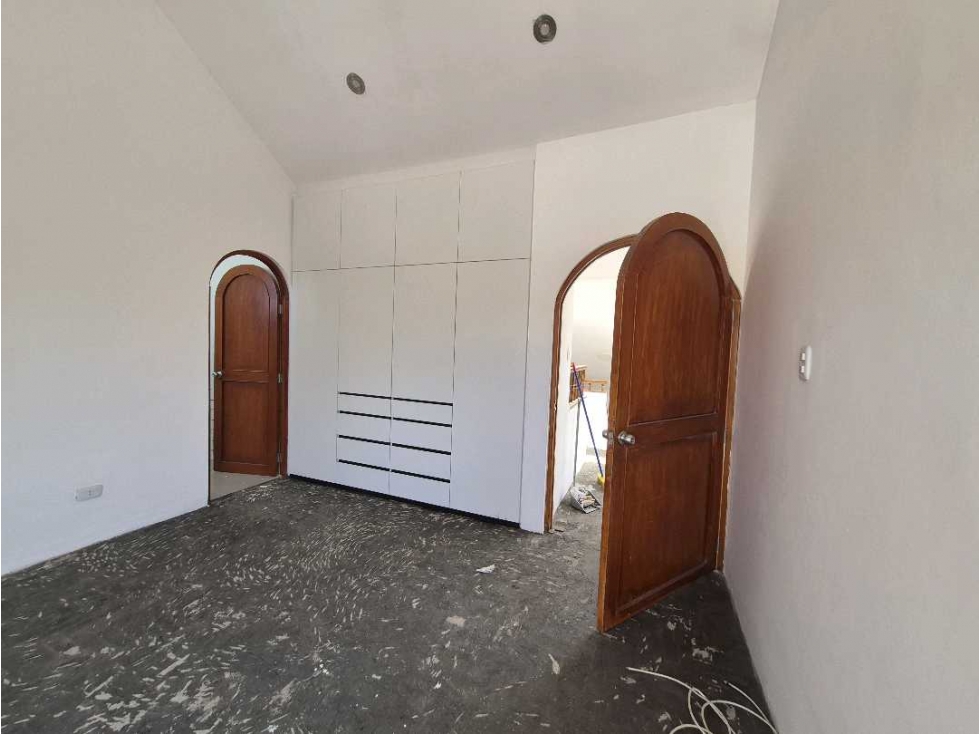 VENDO CASA EN RESIDENCIAL EXCLUSIVA - CAYMA — foto 6