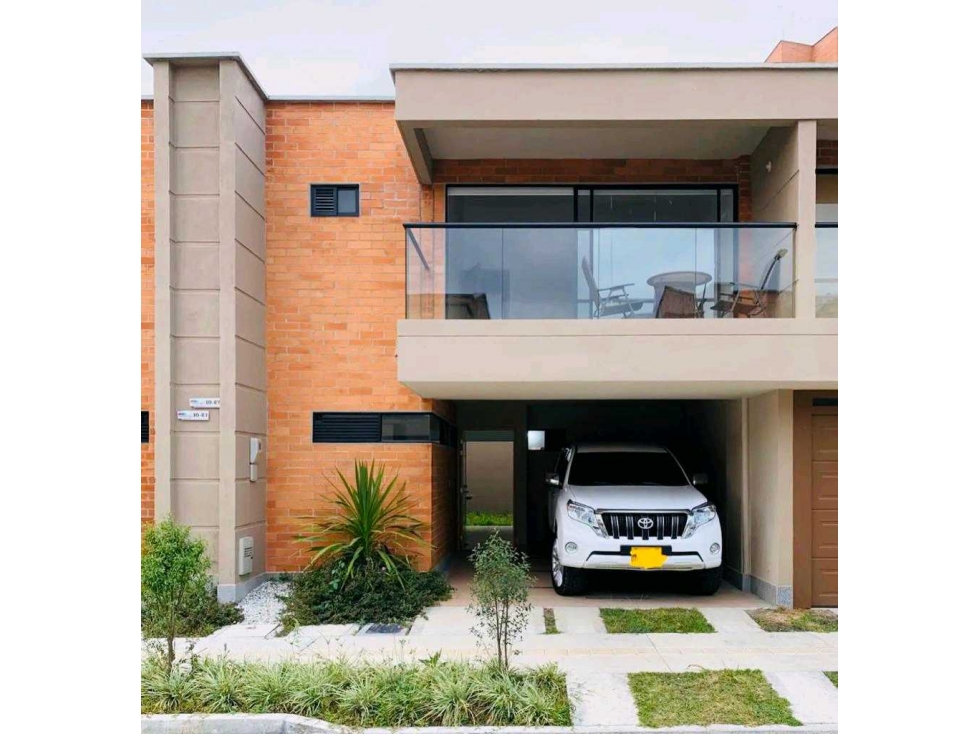 VENDO CASA EN RIONEGRO ANTIOQUIA/SAN ANTONIO DE PEREIRA