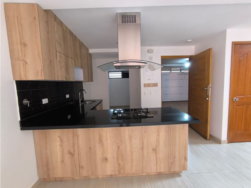 VENDO CASA EN RIONEGRO ANTIOQUIA/SAN ANTONIO DE PEREIRA