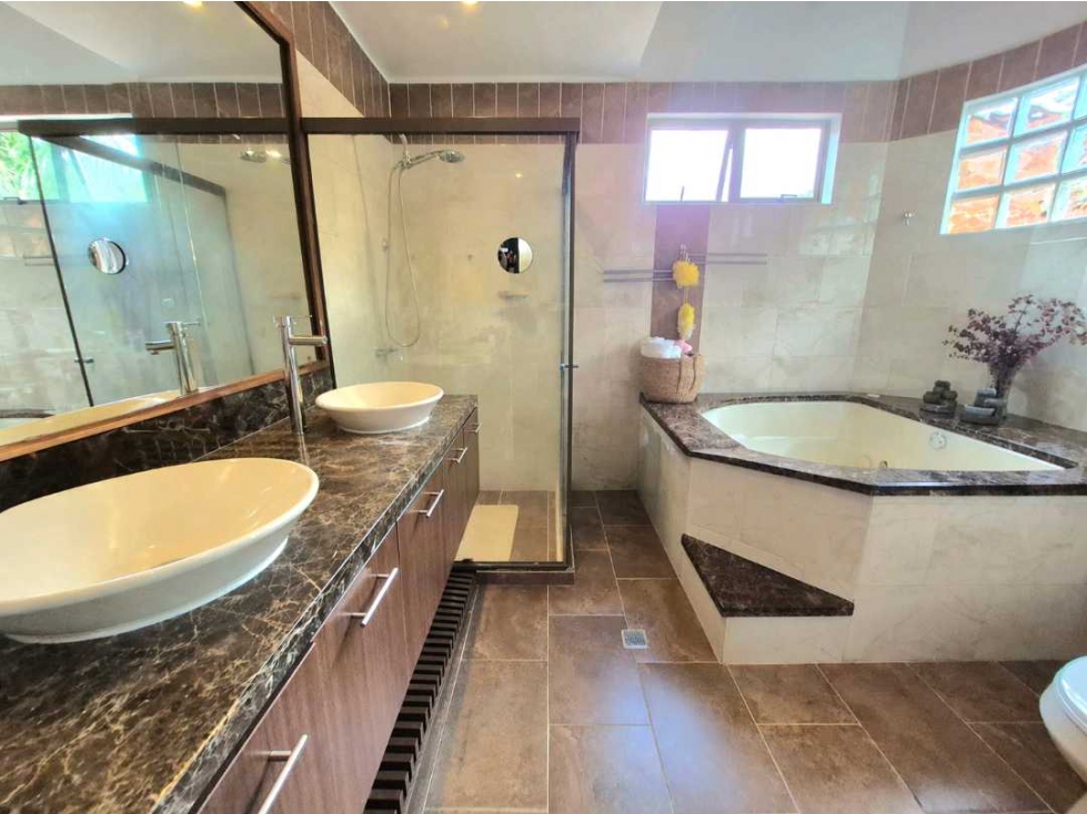 VENDO CASA EN SABANETA, UNIDAD CERRADA SECTOR ALCAZARES — foto 5