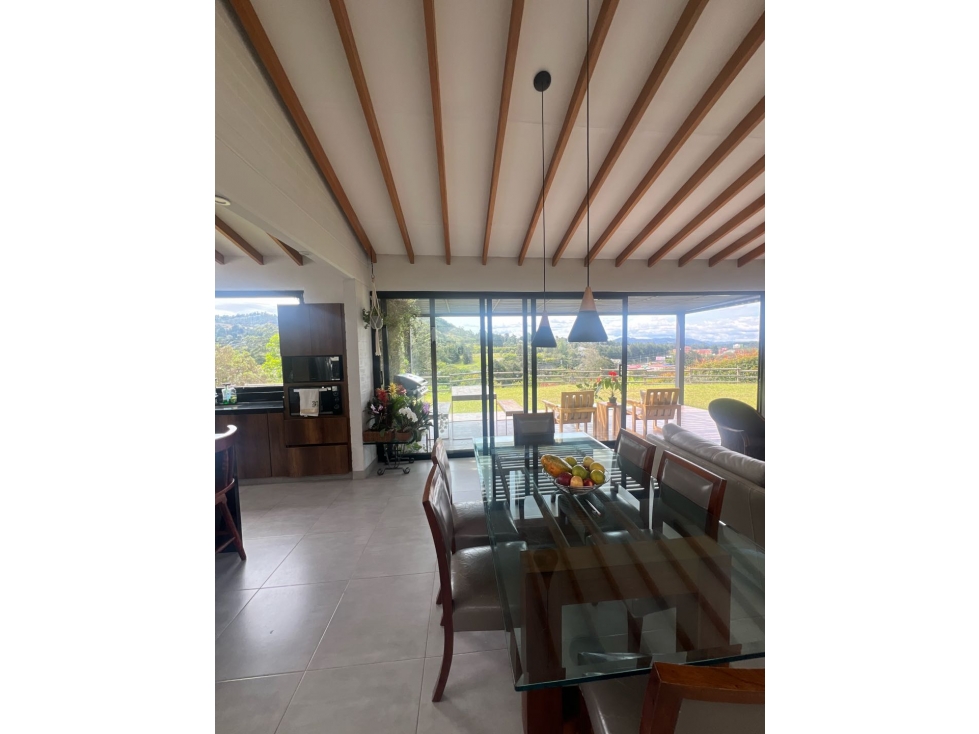 VENDO CASA EN SAJONIA RIONEGRO MUY CERCA DEL AEROPUERTO EN PARCELACIÓN — foto 3