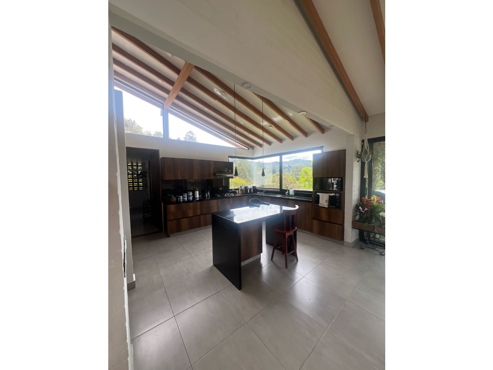 VENDO CASA EN SAJONIA RIONEGRO MUY CERCA DEL AEROPUERTO EN PARCELACIÓN — foto 4