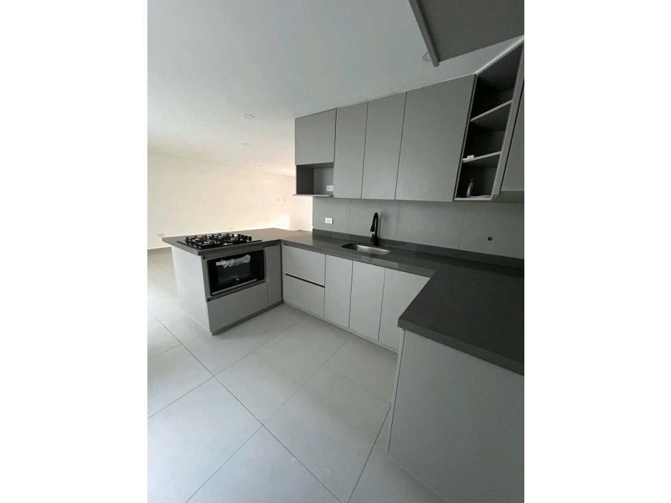 VENDO CASA EN SAN ANTONIO DE PEREIRA-RIONEGRO