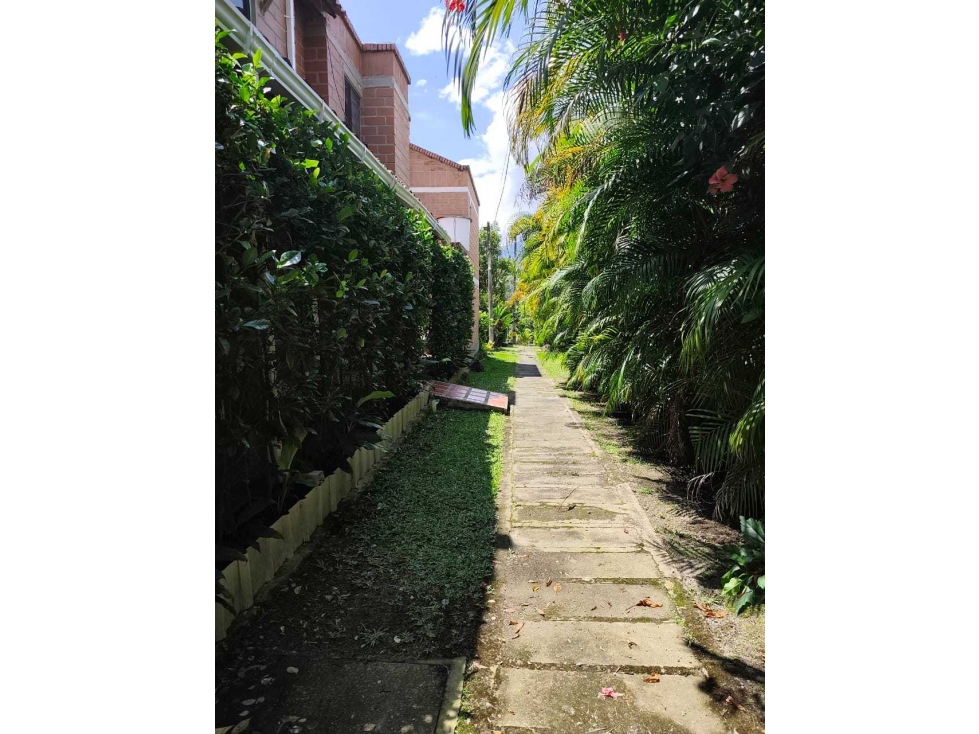 VENDO CASA EN SAN JERONIMO — foto 3